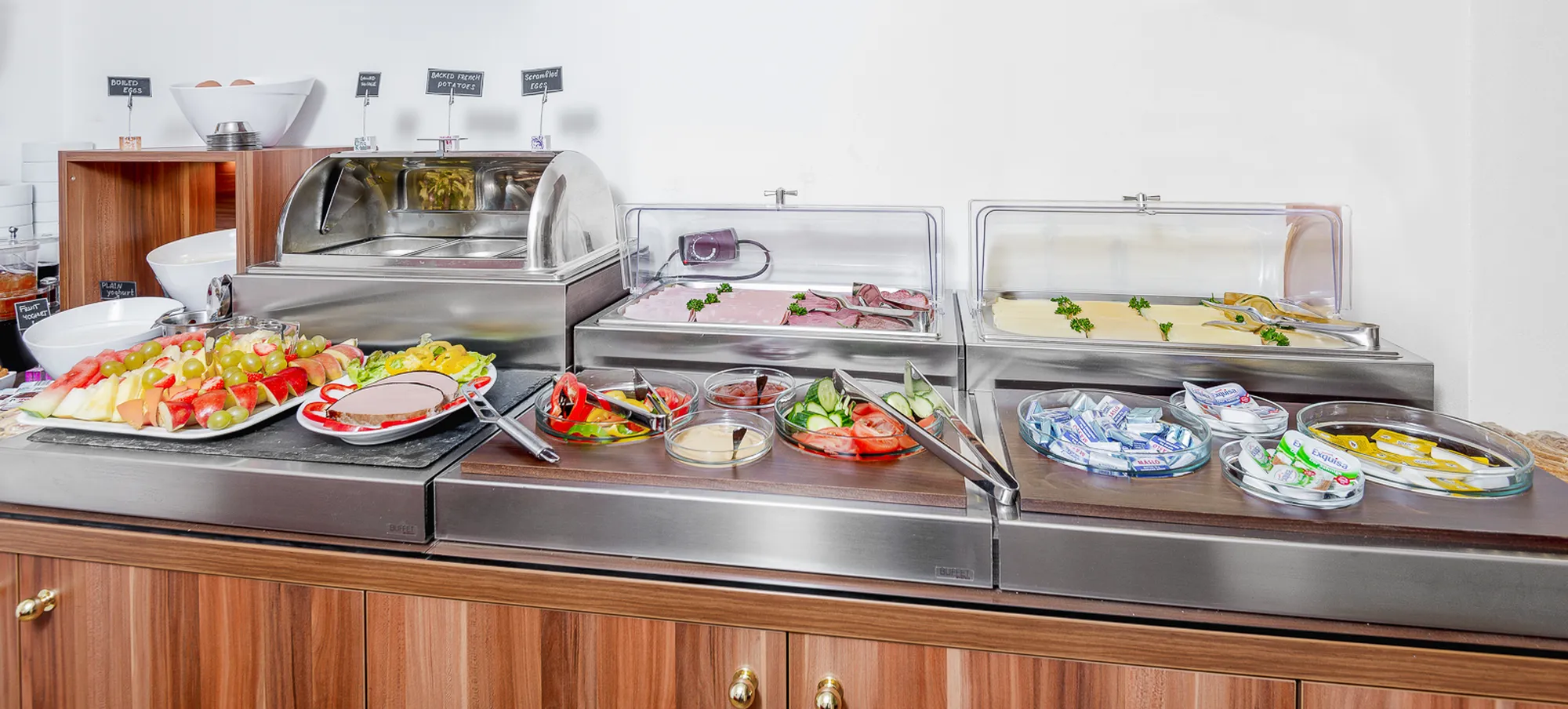 Snídaňový bufet v Boutique Hotel Green Lobster